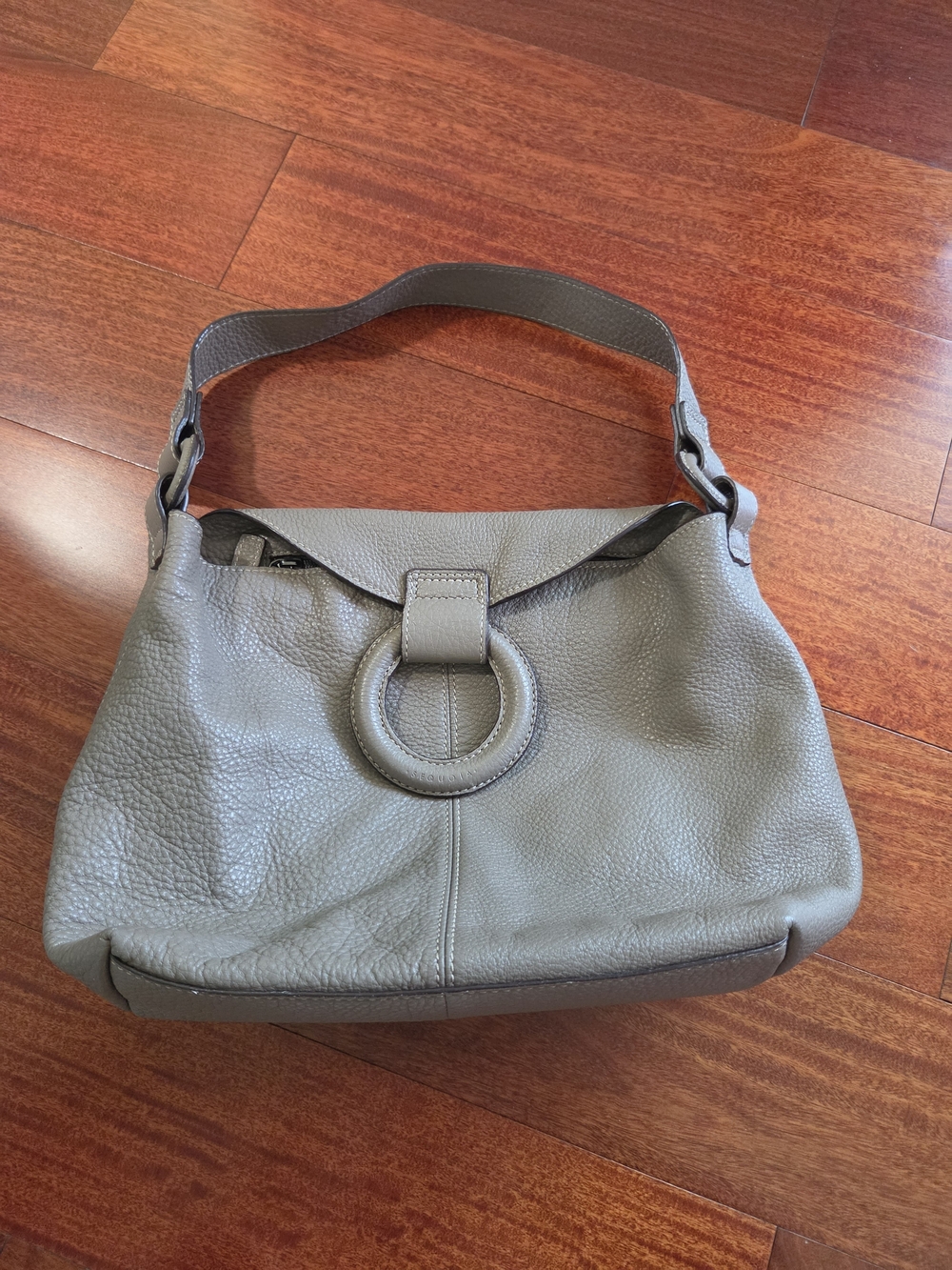 Pebble Leather Shoulder Bag in Taupe
